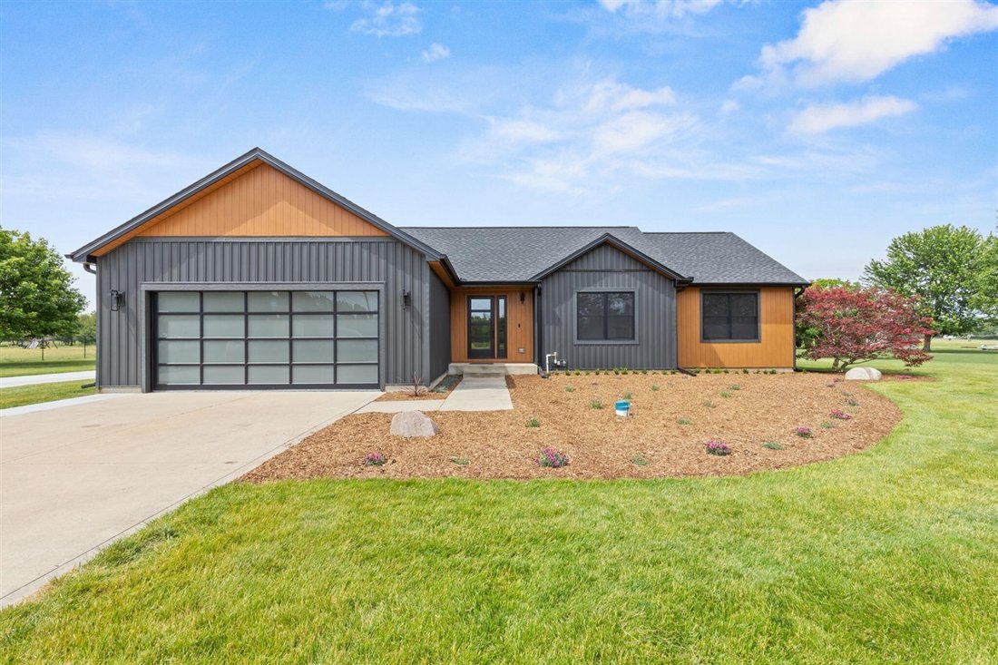 House in Edwardsburg, Michigan, United States 1 - 18332624