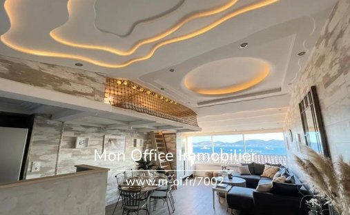 Casa en Grimaud, Provenza-Alpes-Costa Azul, Francia 1