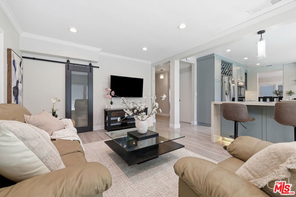 House in Los Angeles, California, United States 4 - 18332648