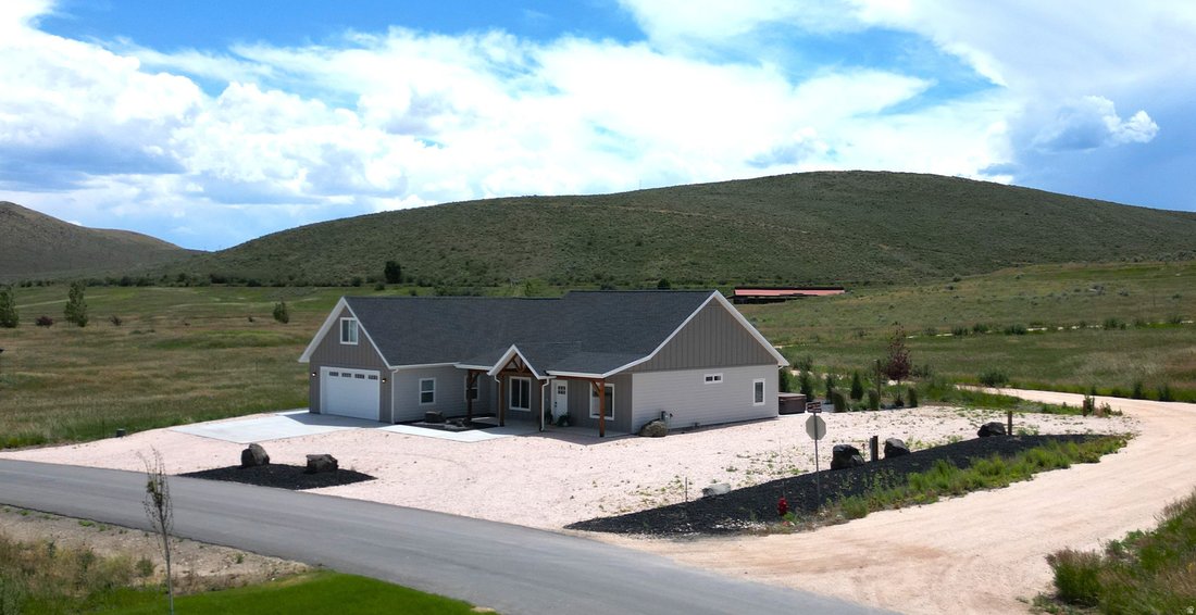 House in Garden, Utah, United States 5 - 18332846