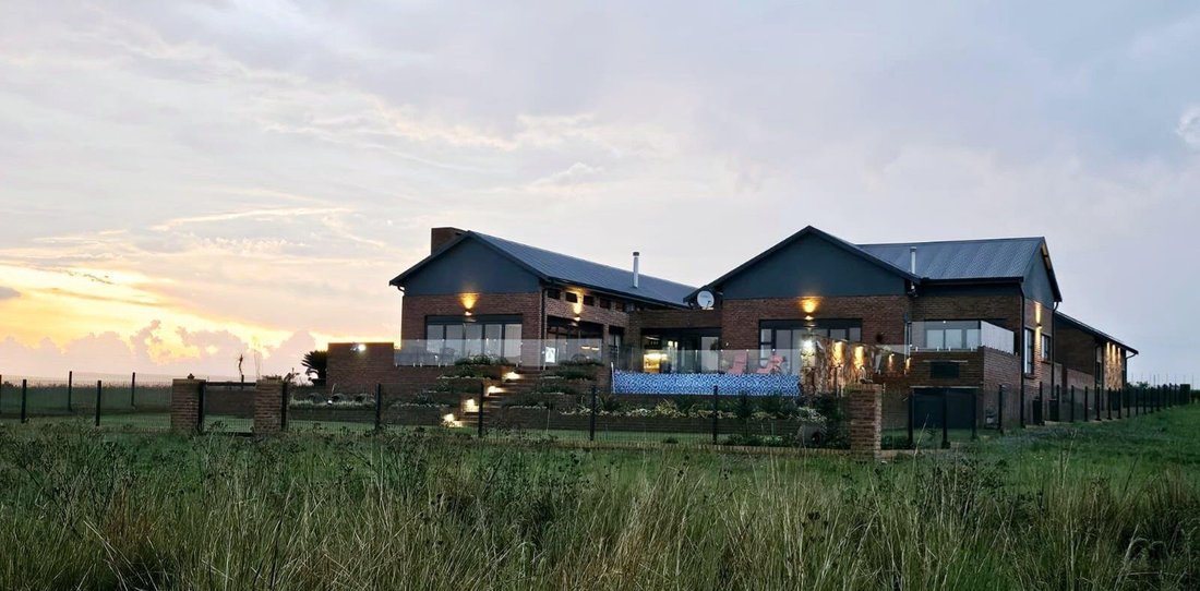 House in Aerorand, Steve Tshwete Local Municipality, South Africa 1 - 18332975