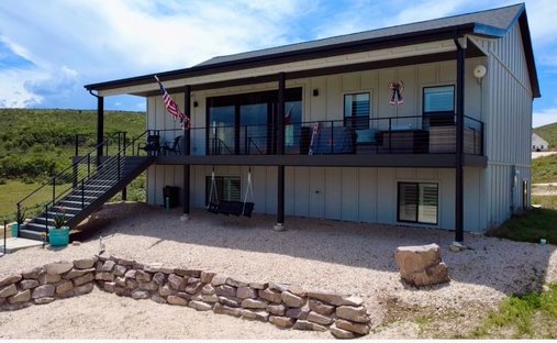 House in Garden, Utah, United States 1
