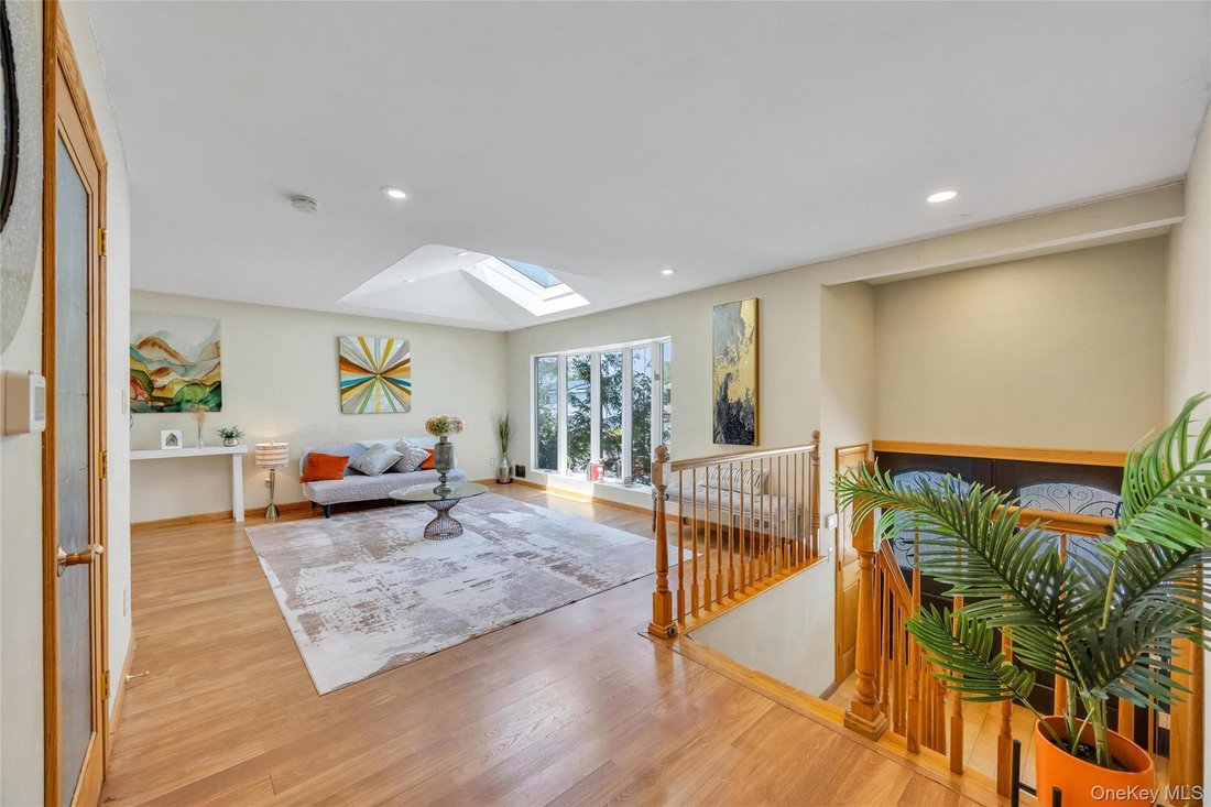 House in Valley Stream, New York, United States 4 - 17303933