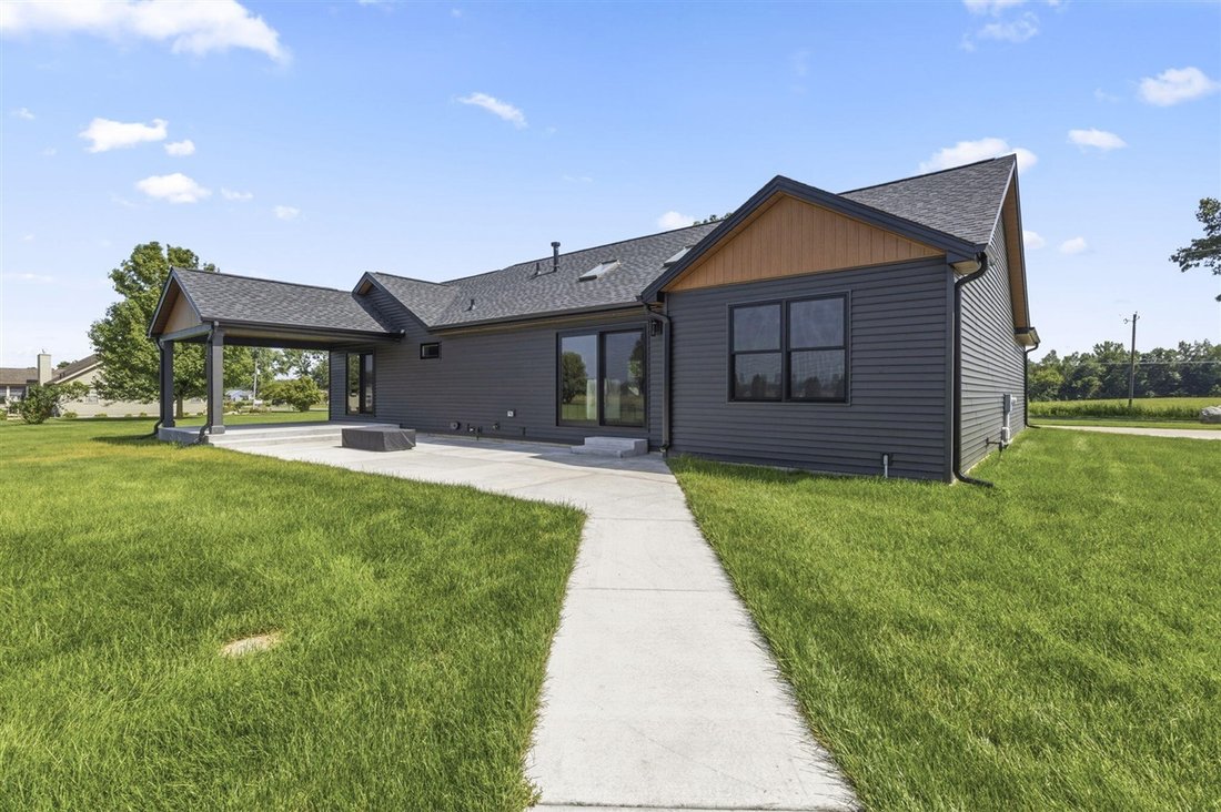 House in Edwardsburg, Michigan, United States 3 - 18332624
