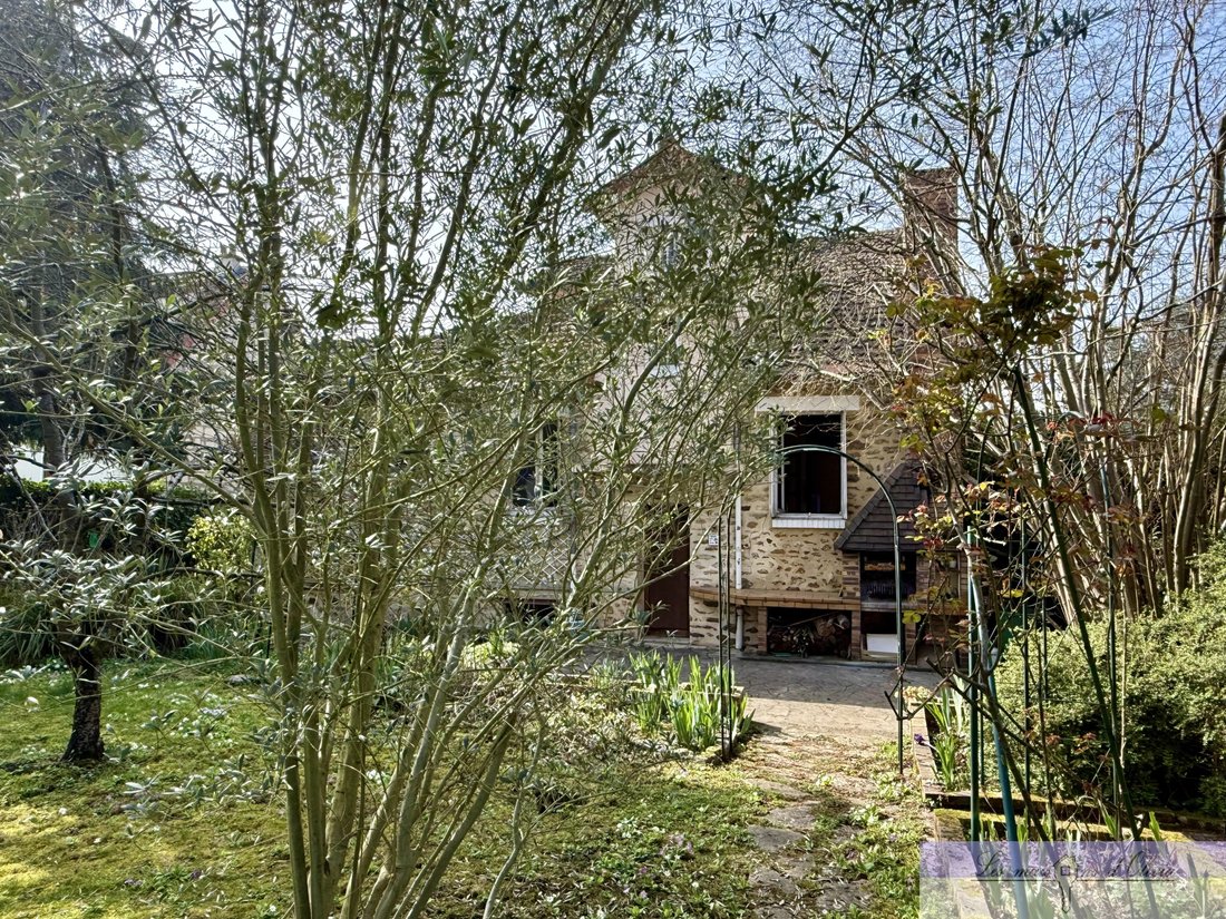 House in Sucy-en-Brie, Ile-de-France, France 3 - 18333069