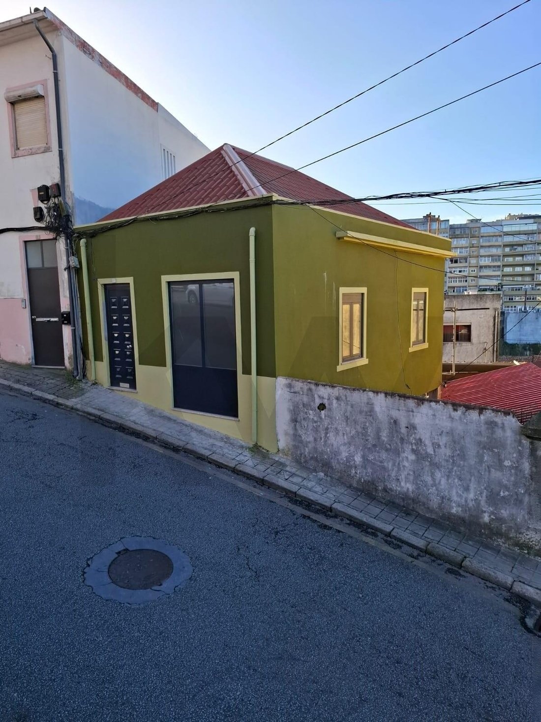 Mafamude e Vilar do Paraiso, Porto District, Portugal 1 - 18332929