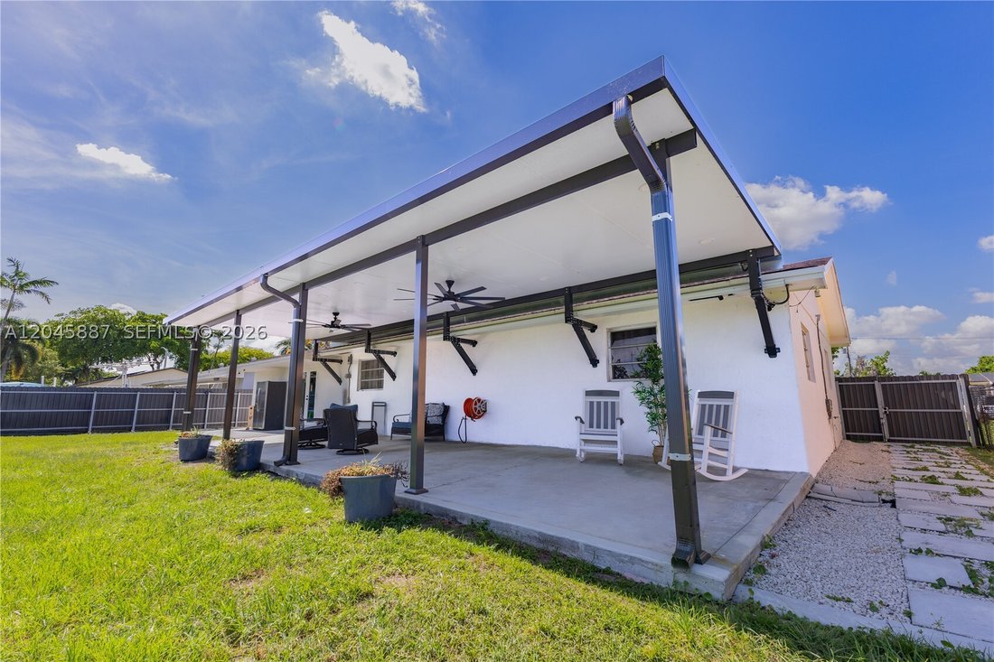 House in Miami Gardens, Florida, United States 5 - 18332883