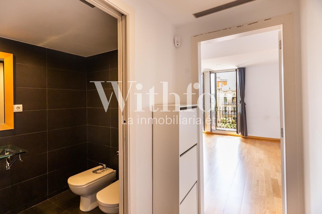 Apartment in Eixample, Barcelona, Spain 3 - 18300575