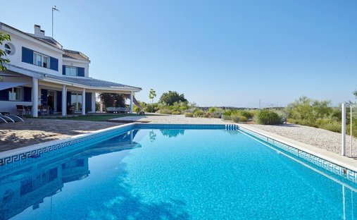 Country House in La Carolina, Andalusia, Spain 1
