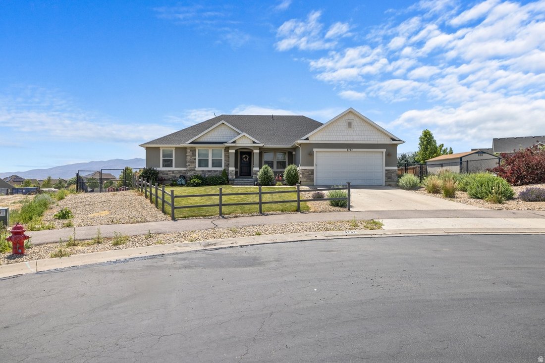 House in Eagle Mountain, Utah, United States 2 - 18332849