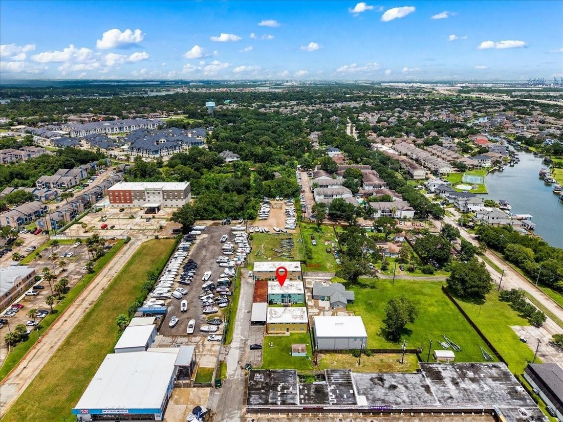 Houston, Texas, United States 5 - 18332963