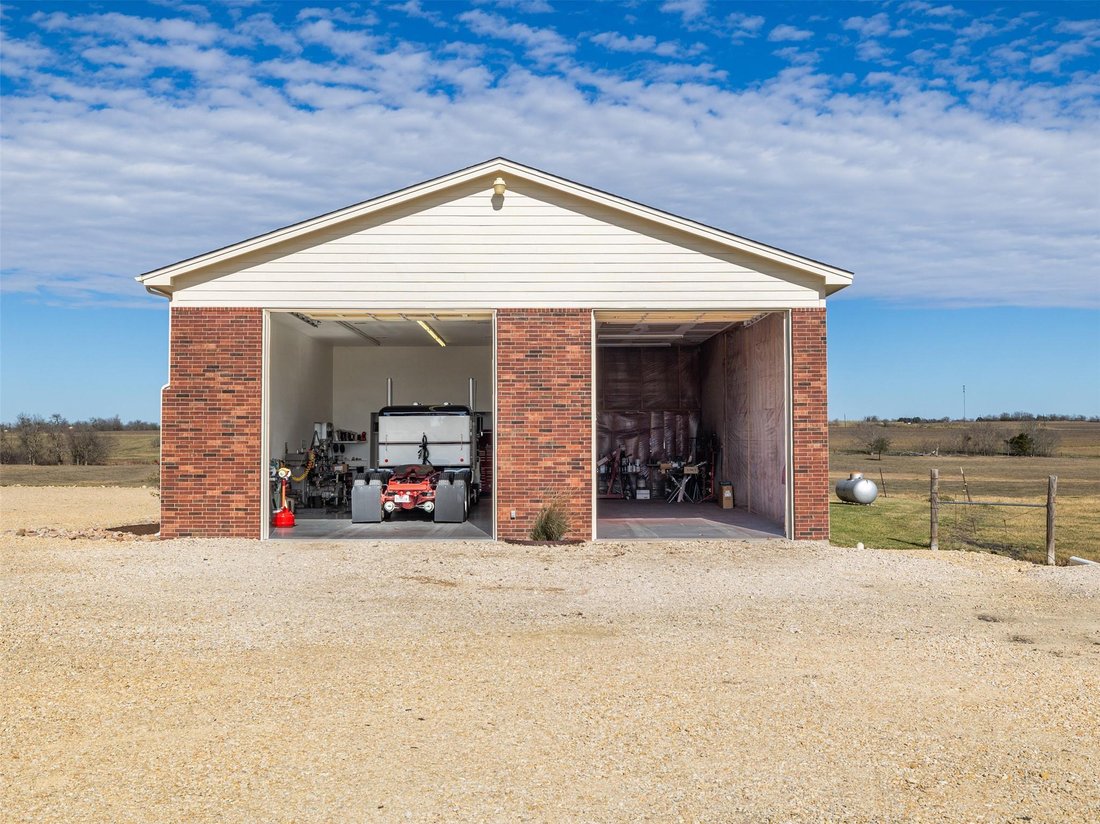House in Taylor, Texas, United States 4 - 18332981