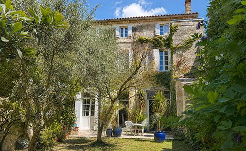 Villa in Libourne, Nouvelle-Aquitaine, France 1