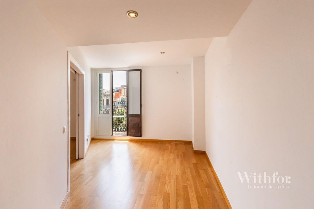 Apartment in Eixample, Barcelona, Spain 1 - 18300718