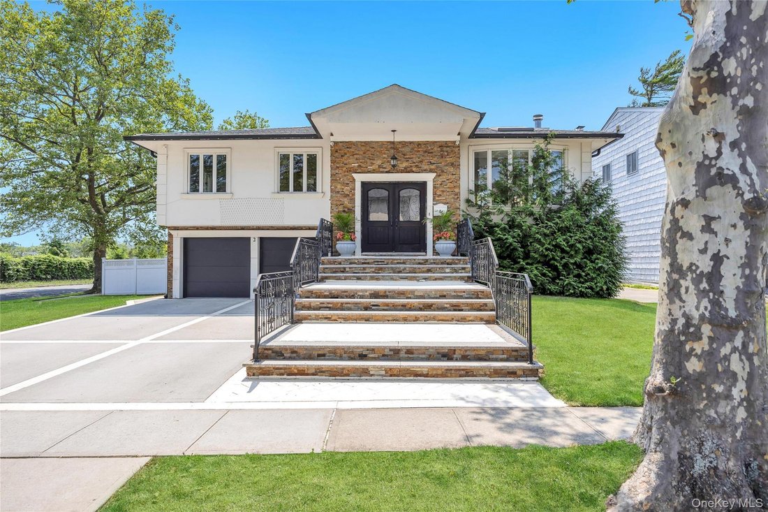 House in Valley Stream, New York, United States 1 - 17303933