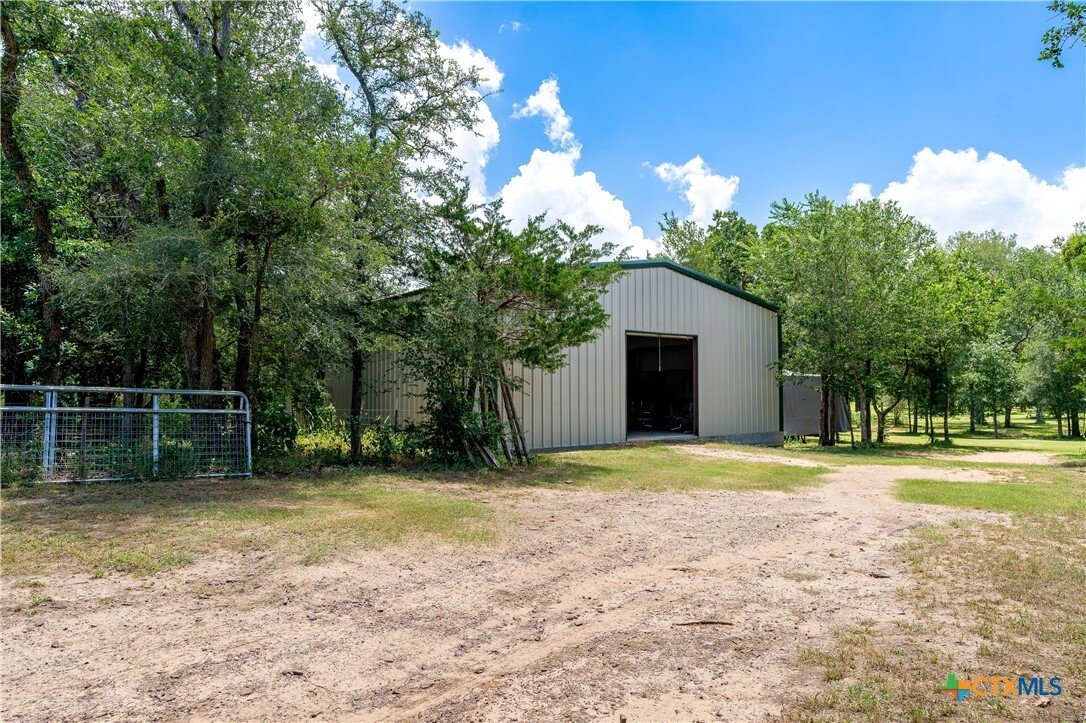 House in Red Rock, Texas, United States 4 - 17317378