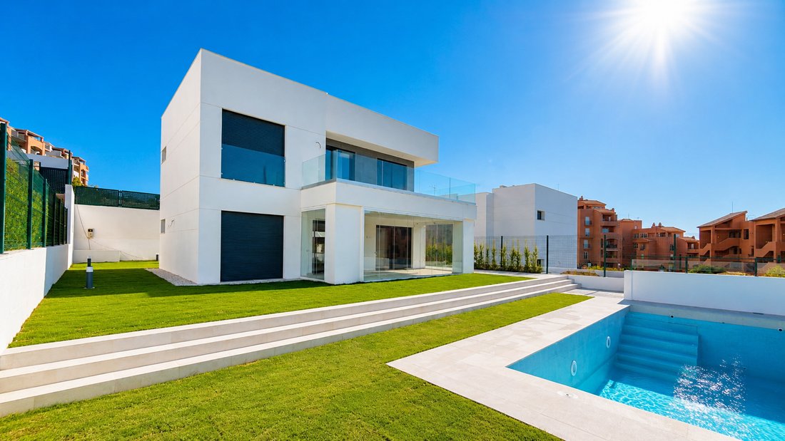 Villa in Manilva, Andalusia, Spain 2 - 18333107