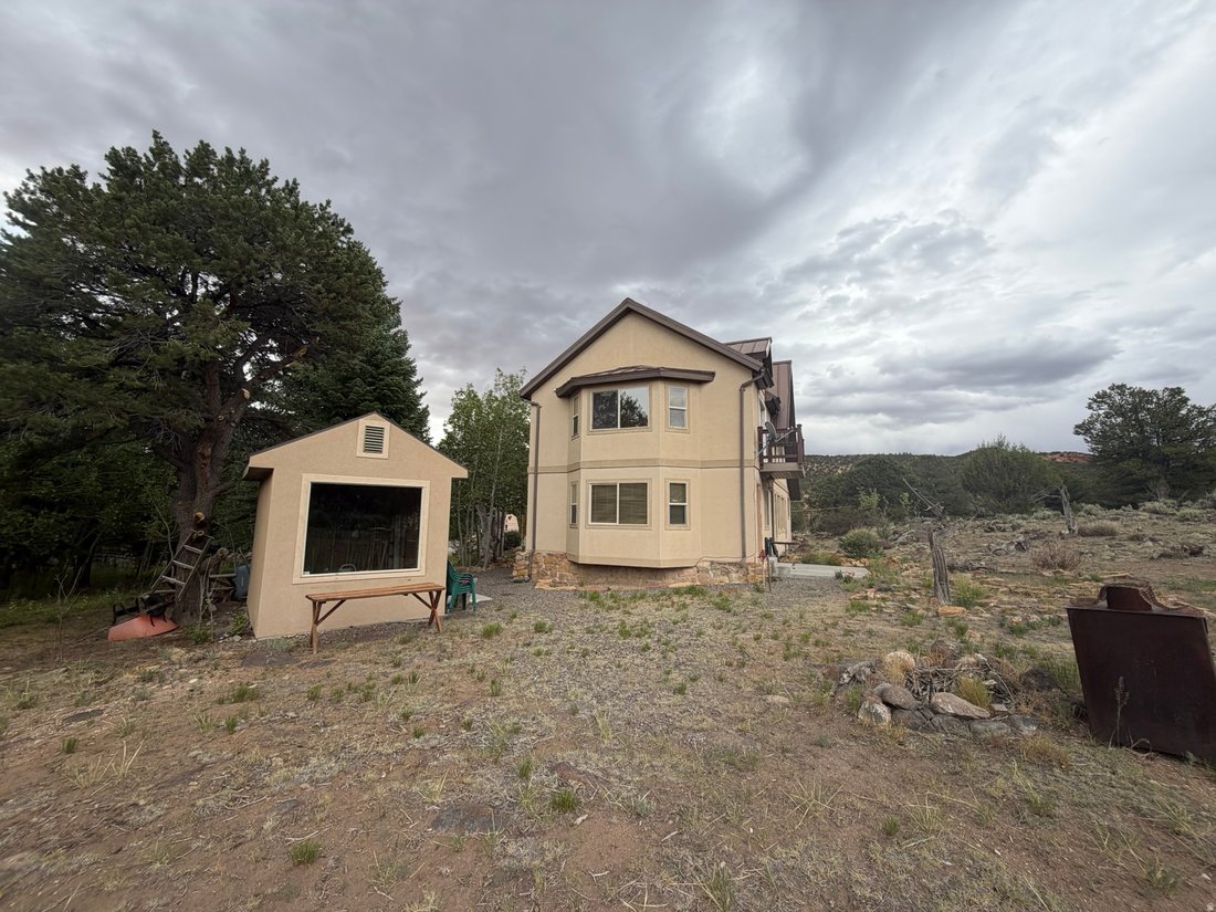 House in Grover, Utah, United States 4 - 18332842