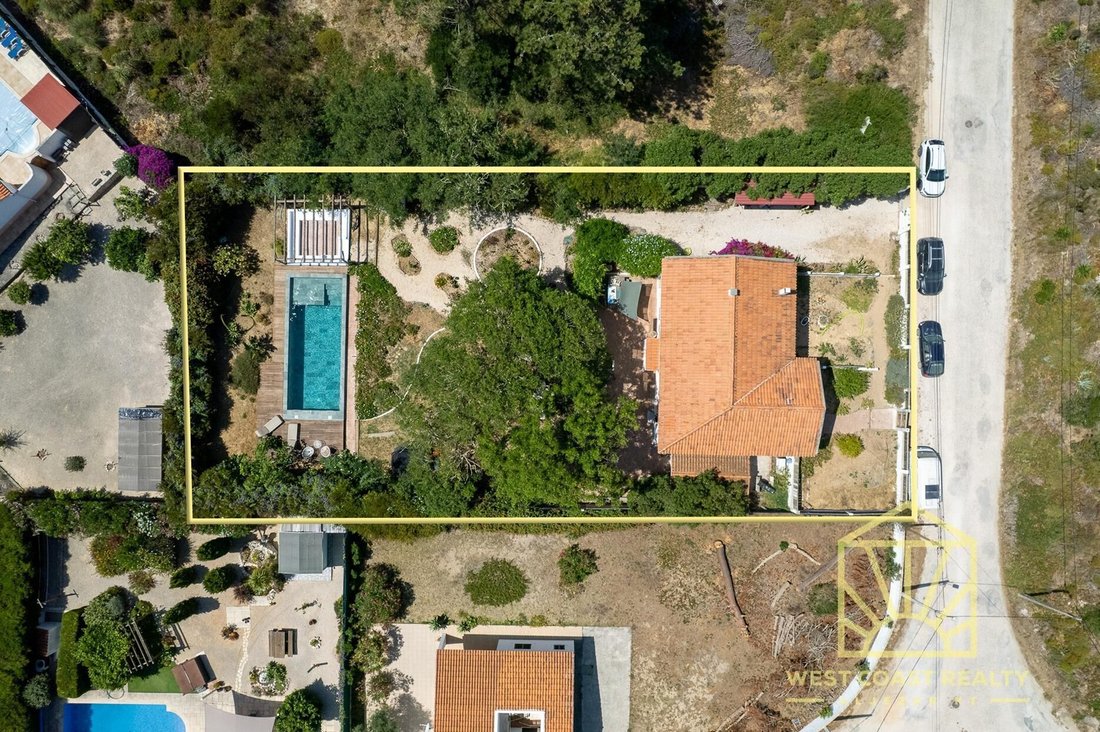 Villa in Aljezur, Algarve, Portugal 1 - 18332969