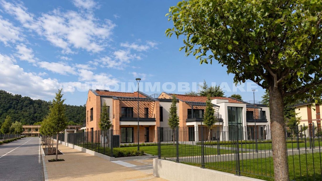 Villa in Mompiano, Brescia, Italy 1 - 15360107