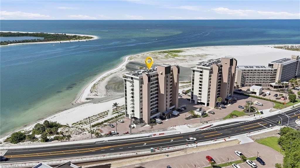 Condo in Fort Myers Beach, Florida, United States 2 - 18332869
