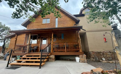 House in Grover, Utah, United States 1