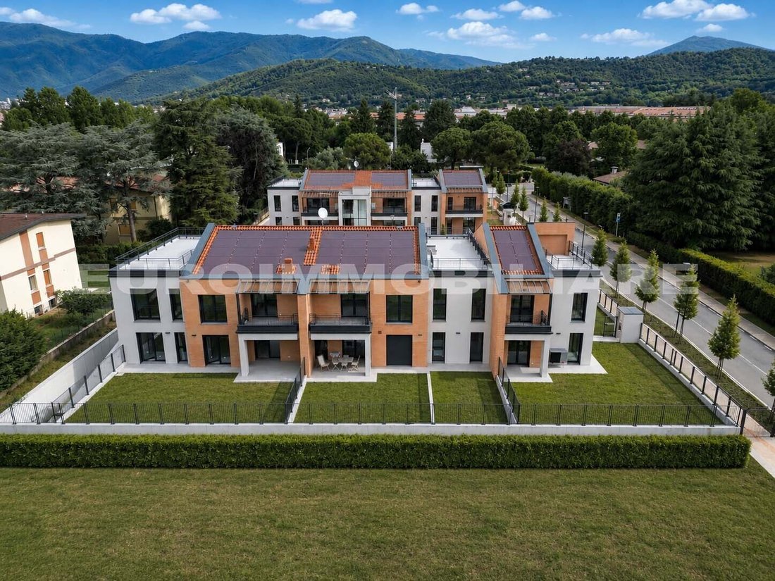 Villa in Mompiano, Brescia, Italy 3 - 16568648
