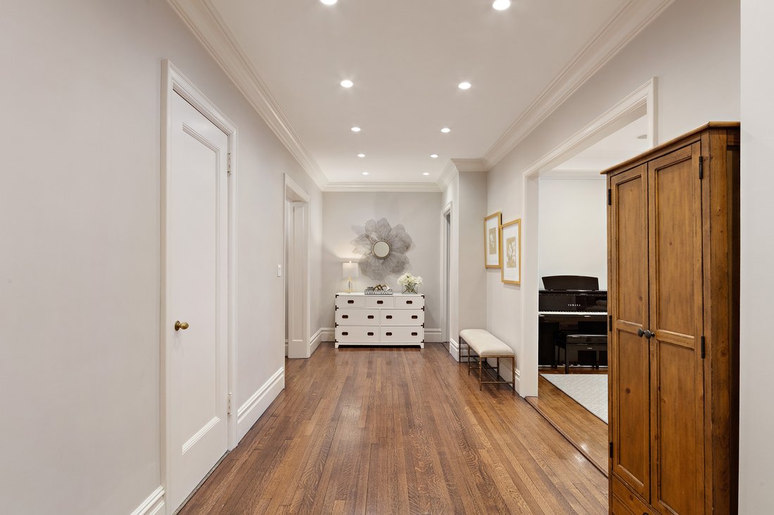 Co Op in New York, New York, United States 2 - 18333689