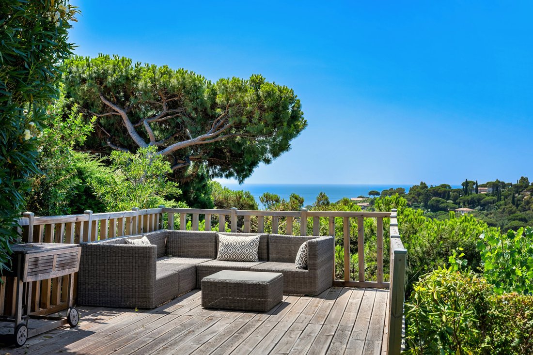 Villa in La Croix-Valmer, Provence-Alpes-Côte d'Azur, Frankreich 4 - 18333580