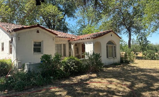 House in Laton, California, United States 1