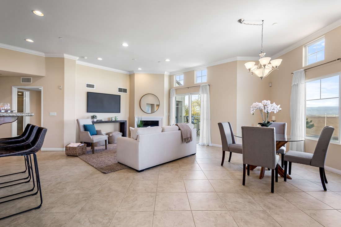 Condo in Oxnard, California, United States 4 - 18333675