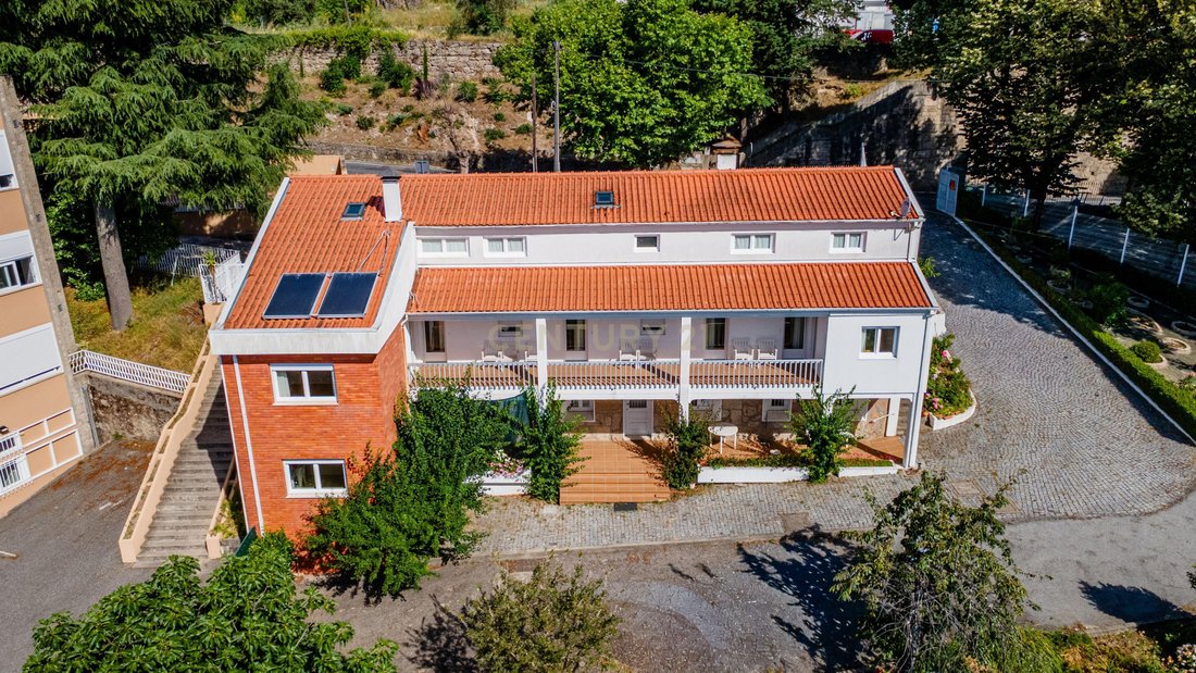 Farm Ranch in Covilha e Canhoso, Castelo Branco District, Portugal 1 - 18333745