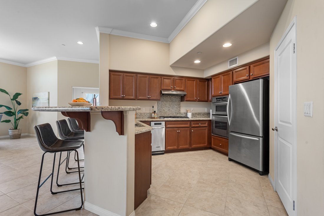 Condo in Oxnard, California, United States 2 - 18333675