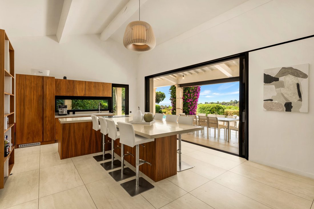 Villa in La Croix-Valmer, Provence-Alpes-Côte d'Azur, Frankreich 5 - 18333580