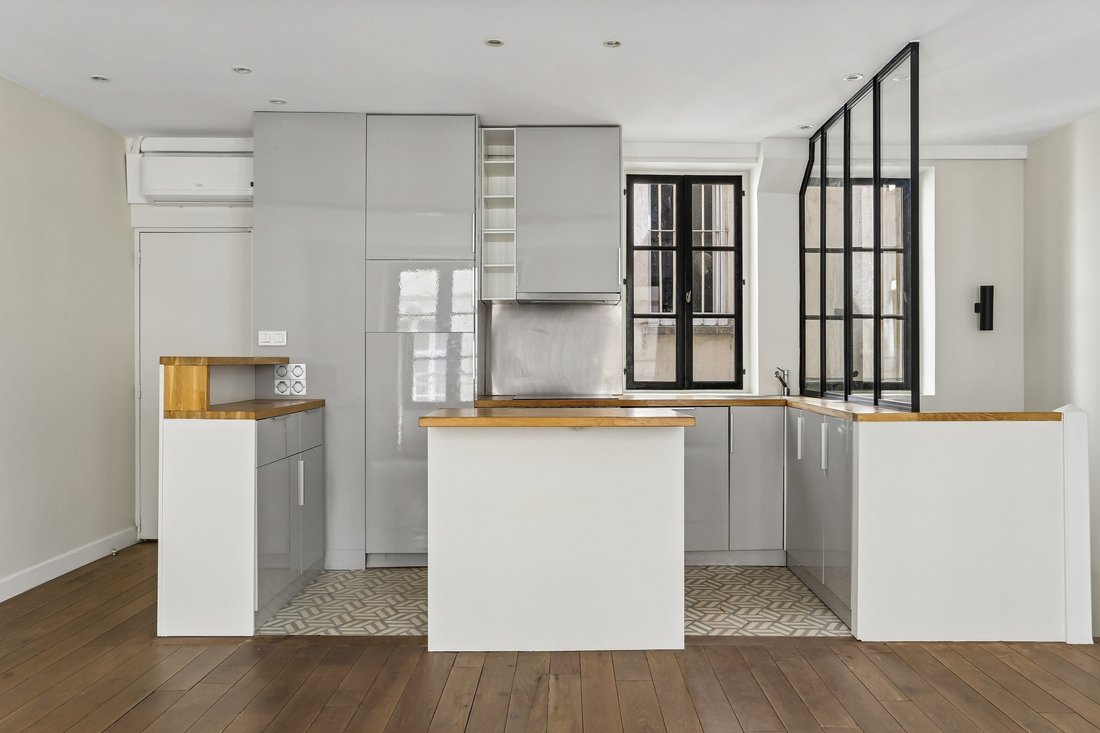 Apartment in Enfants Rouges, Paris 3e Arrondissement, Paris 1 - 18333645
