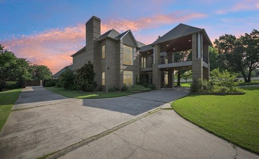 House in Carrollton, Texas, United States 1