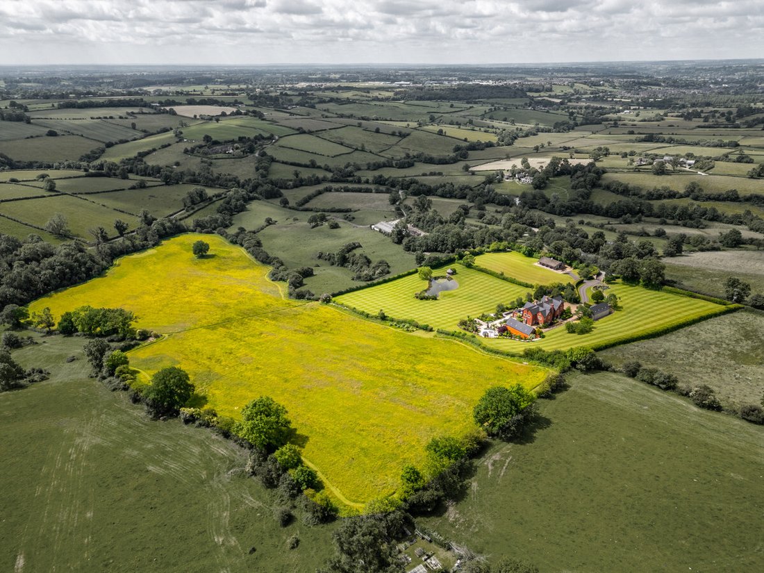 House in Kniveton, England 2 - 18333345