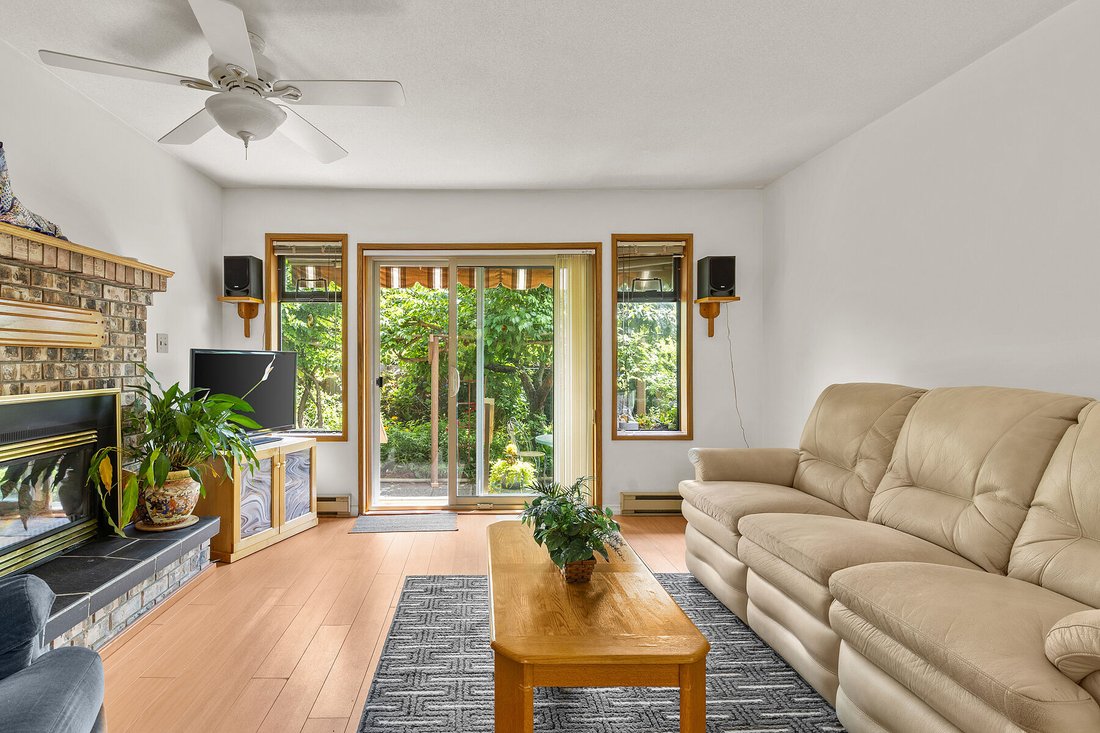 House in Brentwood Bay, British Columbia, Canada 3 - 18333712