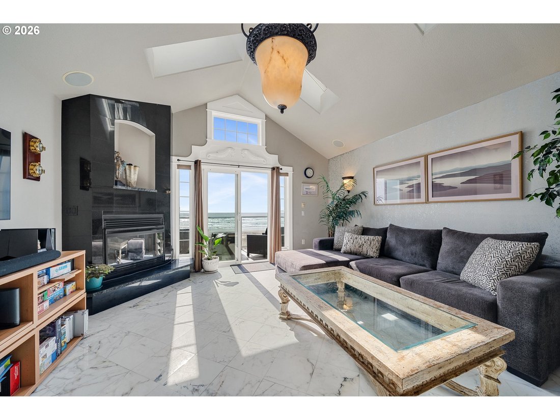 House in Rockaway Beach, Oregon, United States 3 - 18333317