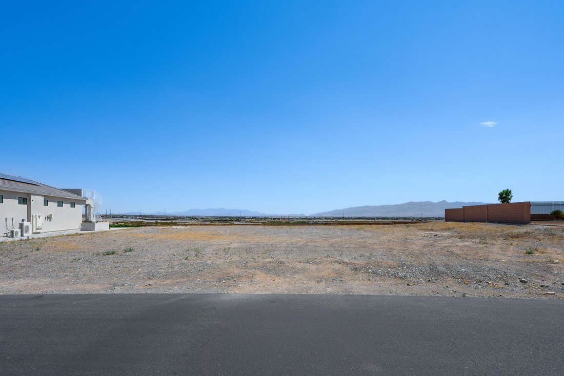 Land in Pahrump, Nevada, United States 1 - 18333671