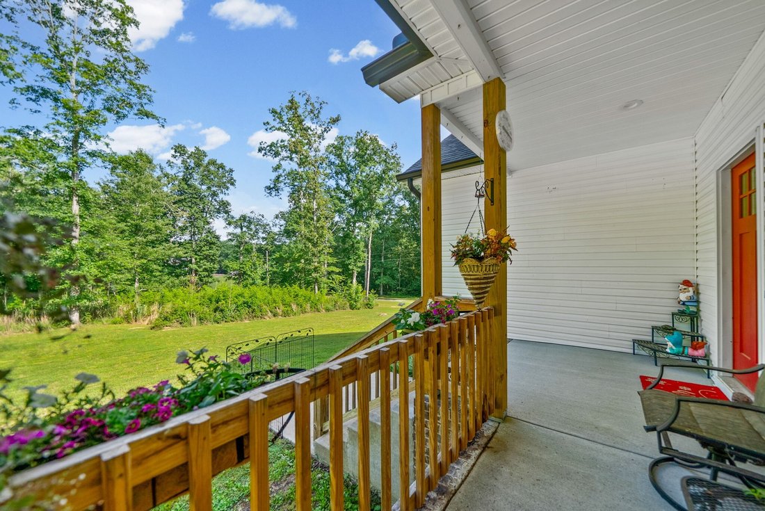 House in McEwen, Tennessee, United States 4 - 18333180