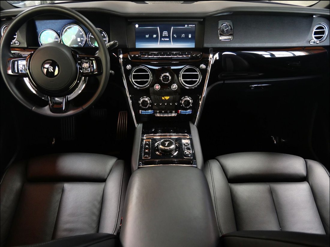 Suv in Beverly Hills, CA, United States 5 - 18333244