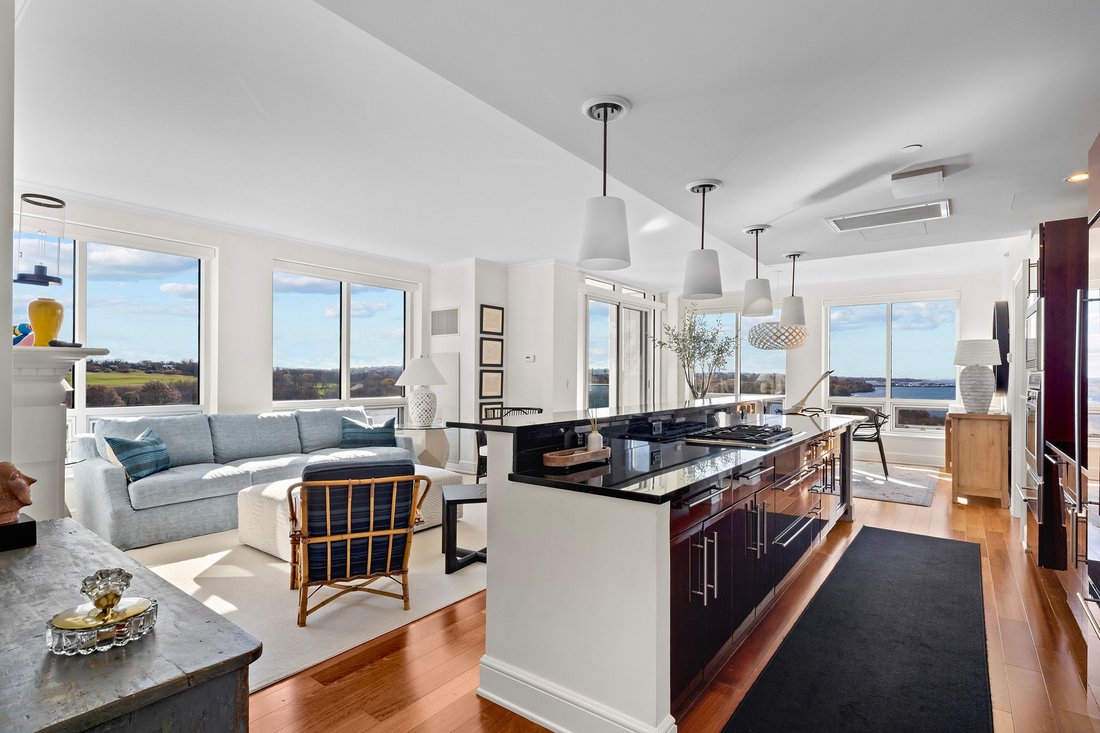 Condo in Portsmouth, Rhode Island, United States 3 - 18333640