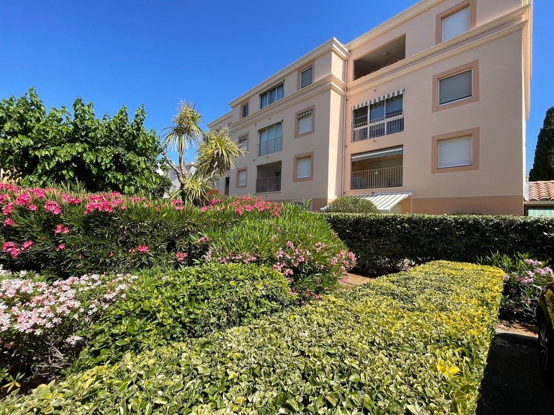 Apartment in Nord, Sanary-sur-Mer, France 1 - 18321626