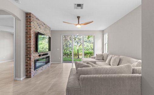 Davie, Florida, United States 1
