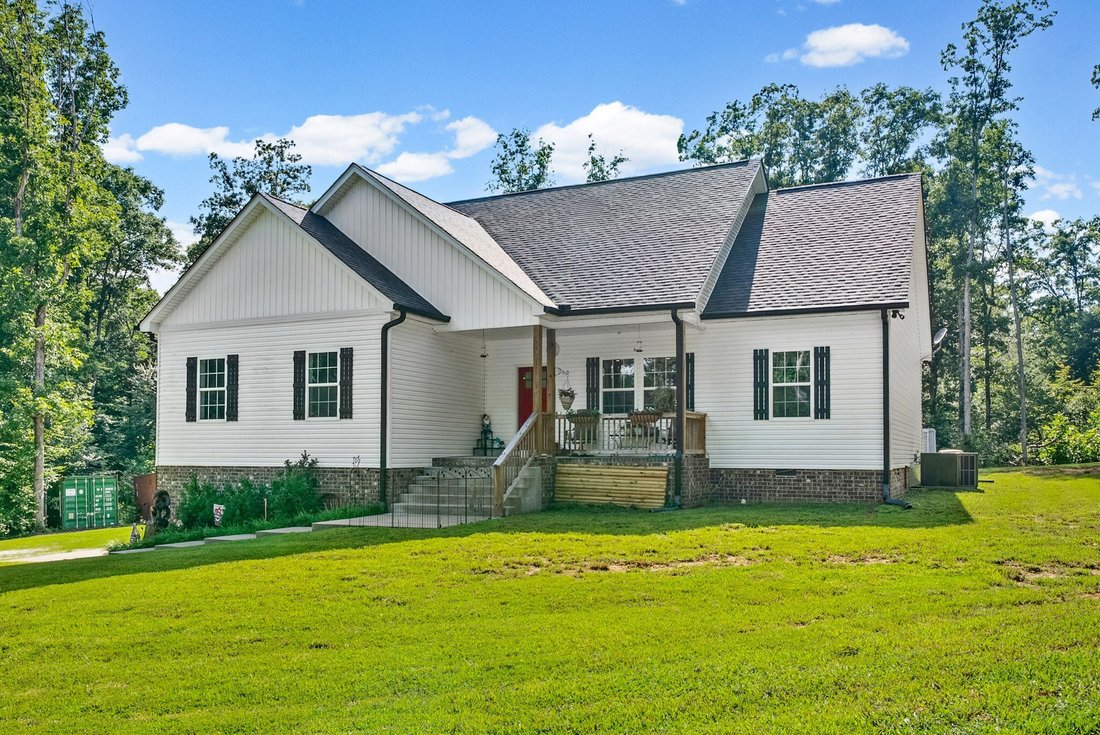House in McEwen, Tennessee, United States 3 - 18333180