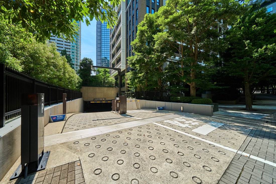Condo in Minato City, Tokyo, Japan 5 - 18333706