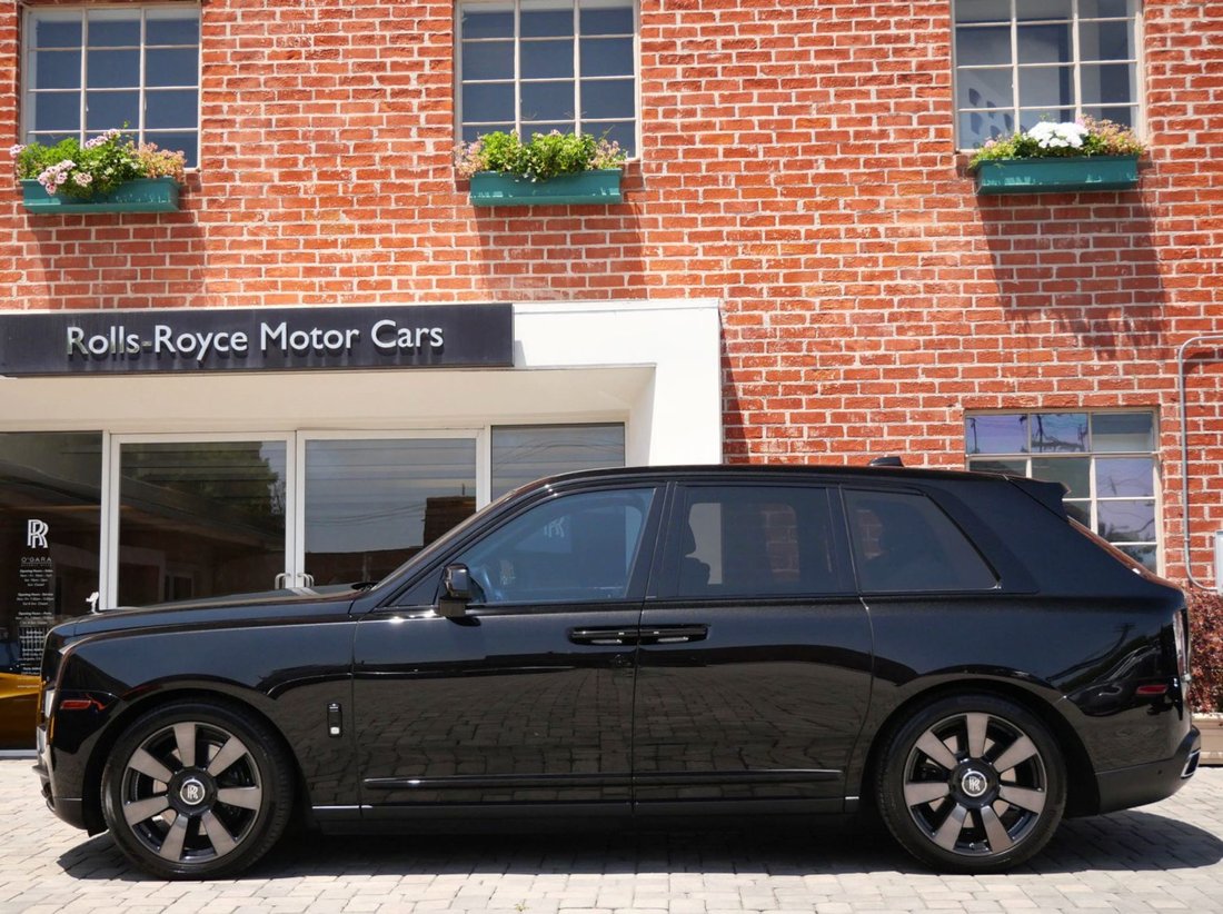 Suv in Beverly Hills, CA, United States 4 - 18333244