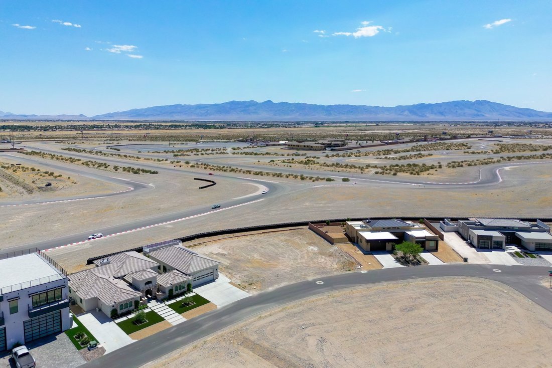 Land in Pahrump, Nevada, United States 4 - 18333671