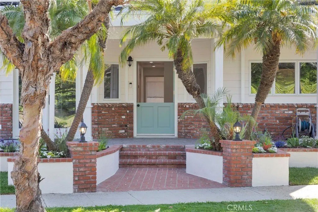 House in Signal Hill, California, United States 3 - 18333371
